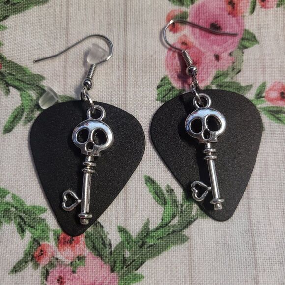 Guitar Pick Skeleton Key Dangle Earrings - Picture 2 of 6